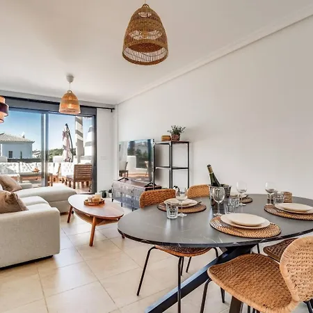 Sunset Golf - With Pool And Parking Apartment *