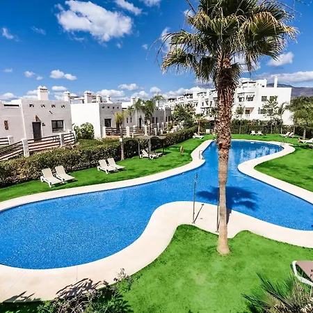 Sunset Golf - With Pool And Parking Daire